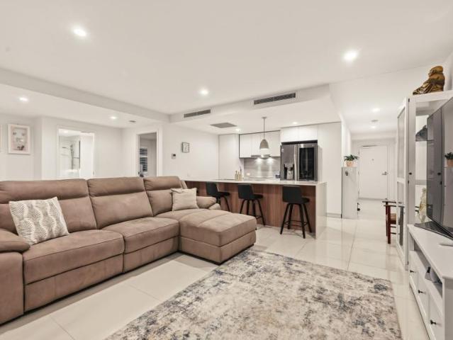 Apartment for sale in Coorparoo, Greater Brisbane