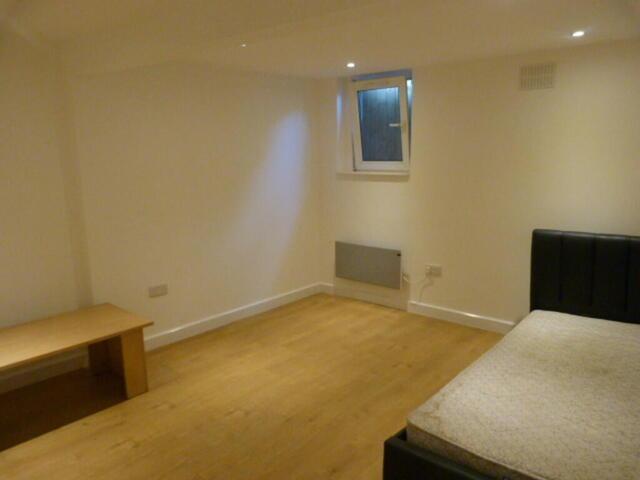Apartment for rent in Cricklewood, Cricklewood