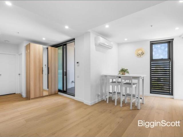Apartment for sale in Doncaster, Melbourne
