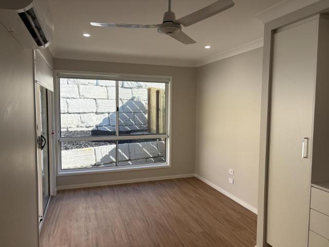 Apartment for rent in Dugandan, Queensland