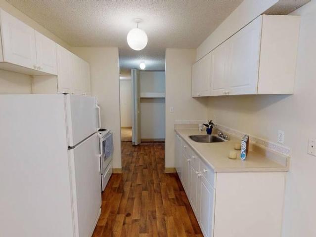 Apartment for rent in Wedgewood, Alberta