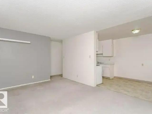 Apartment for rent in Wedgewood, Alberta