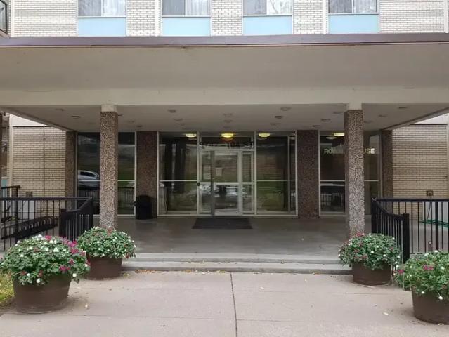 Apartment for rent in Wedgewood, Alberta
