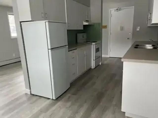 Apartment for rent in Wedgewood, Alberta