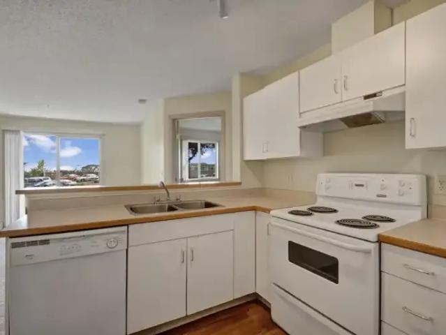 Apartment for rent in Wedgewood, Alberta