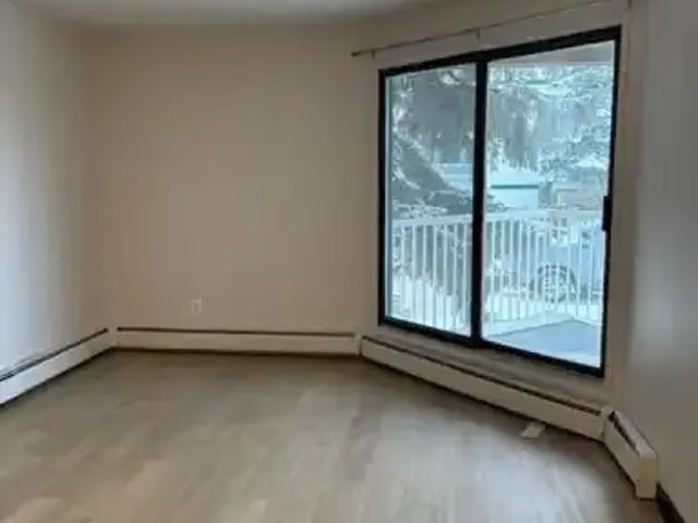 Apartment for rent in Wedgewood, Alberta