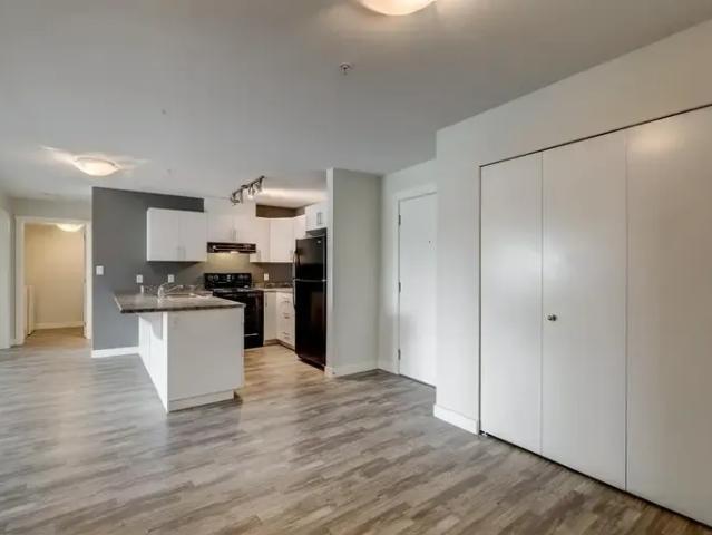 Apartment for rent in Wedgewood, Alberta