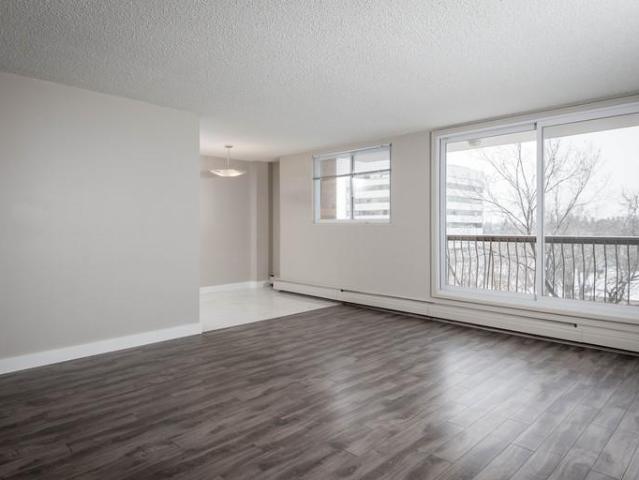 Apartment for rent in Wedgewood, Alberta