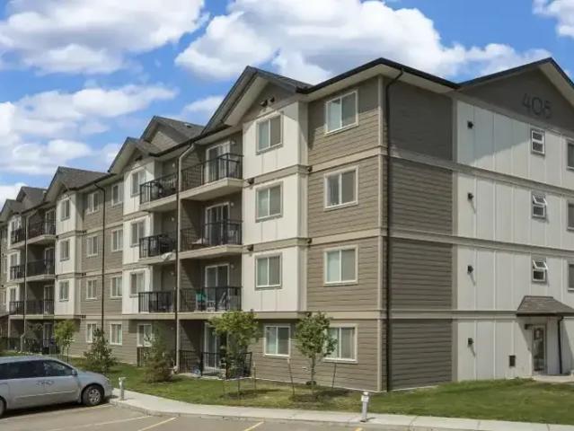 Apartment for rent in Wedgewood, Alberta