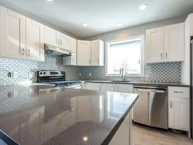Apartment for rent in Wedgewood, Alberta