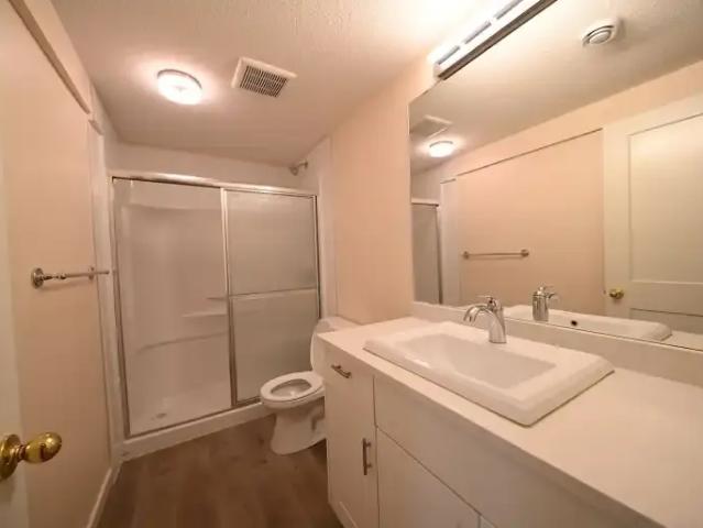 Apartment for rent in Wedgewood, Alberta