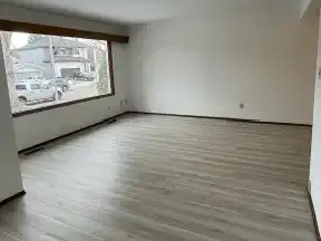 Apartment for rent in Wedgewood, Alberta