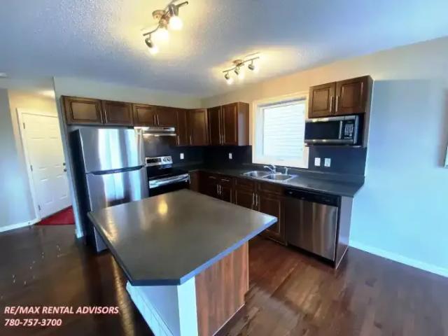 Apartment for rent in Wedgewood, Alberta