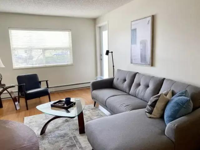 Apartment for rent in Wedgewood, Alberta
