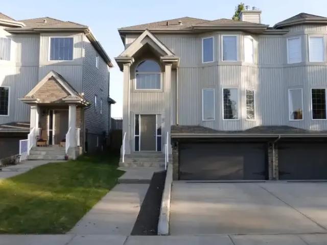 Apartment for rent in Wedgewood, Alberta