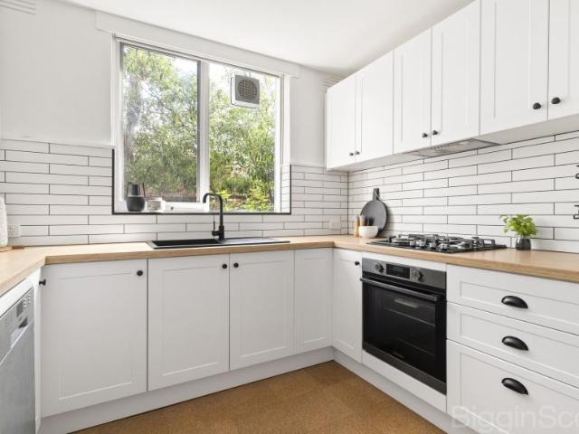 Apartment for sale in Elsternwick, Melbourne
