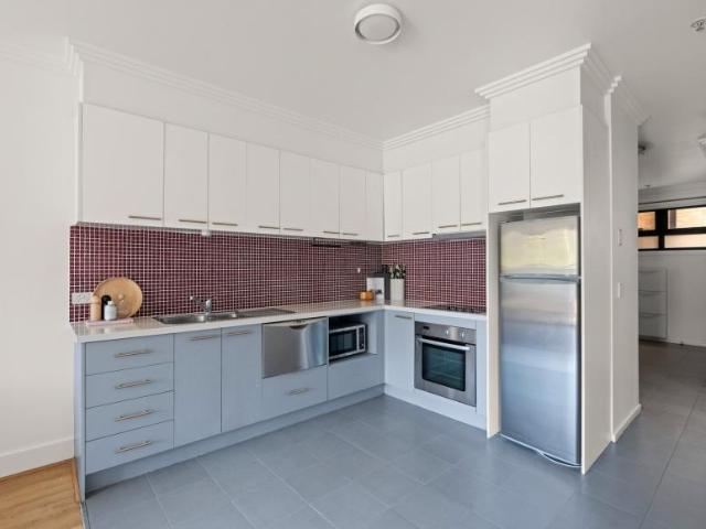 Apartment for sale in Glen Huntly, Melbourne