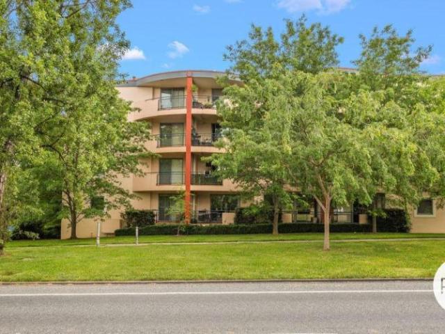 Apartment for rent in Griffith, District of Canberra Central