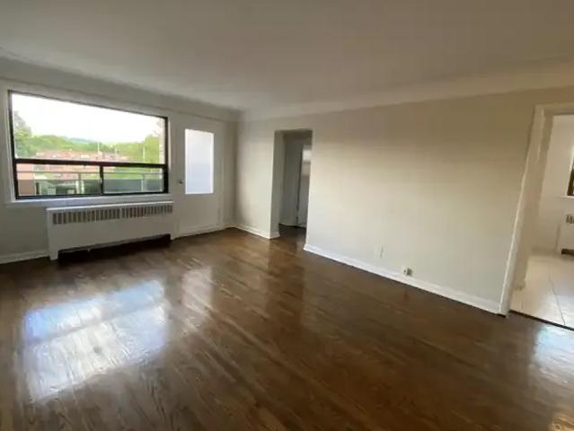 Apartment for rent in Ancaster, Ontario