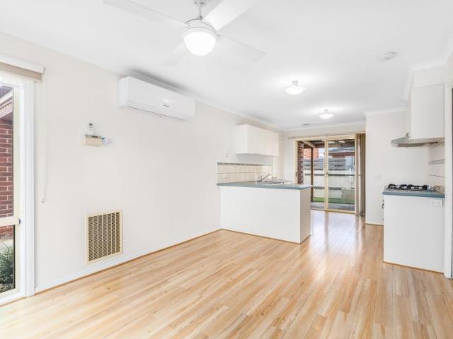 Apartment for sale in Hamlyn Heights, Geelong