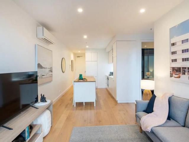 Apartment for sale in Hampton, Melbourne