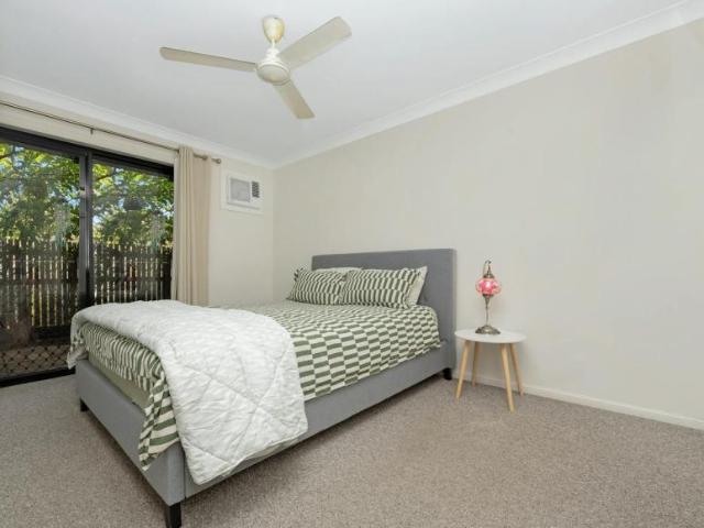 Apartment for sale in Hyde Park, Townsville City