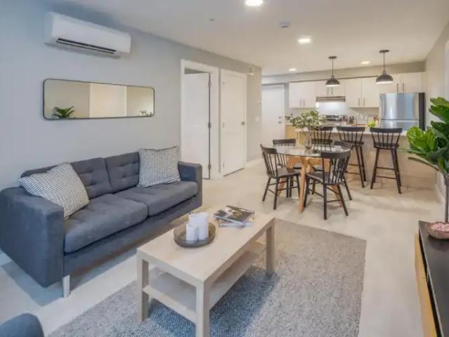 Apartment for rent in Winfield, British Columbia