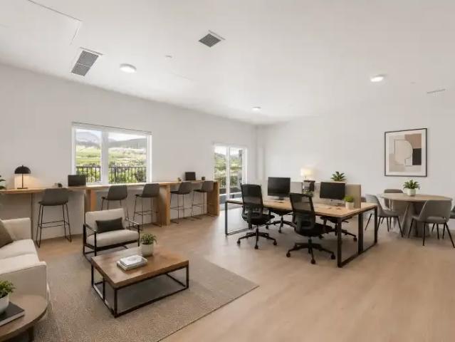 Apartment for rent in Winfield, British Columbia