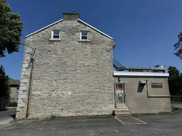 Apartment for rent in Kingston, Ontario