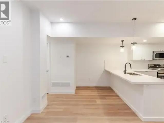 Apartment for rent in Meinzinger Park-Lakeside, Kitchener