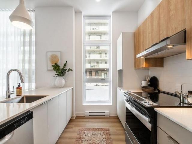 Apartment for rent in Les Moulins, Quebec