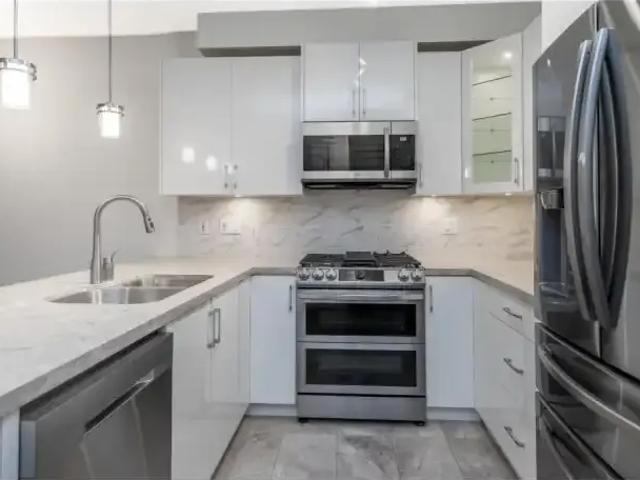 Apartment for rent in Walnut Grove, British Columbia