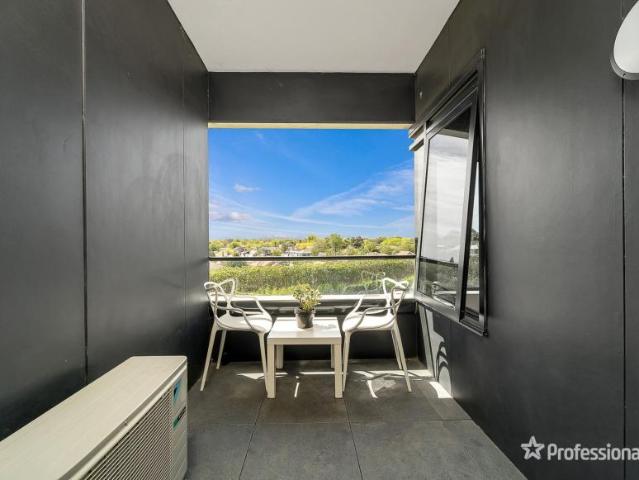 Apartment for sale in Malvern East, Melbourne
