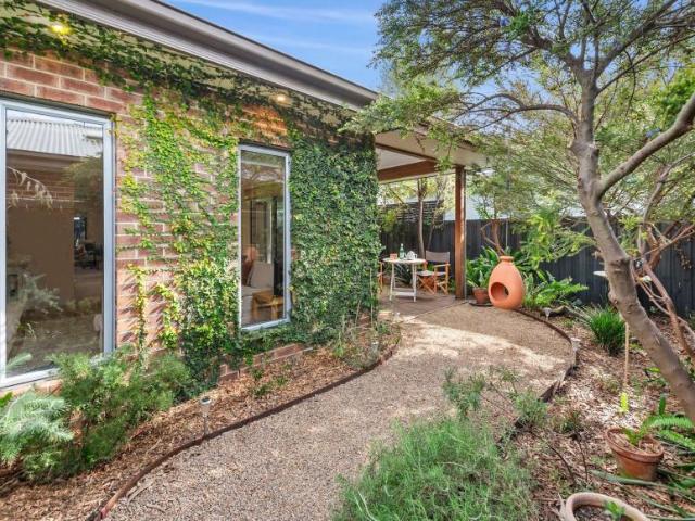 Apartment for sale in McCrae, Melbourne