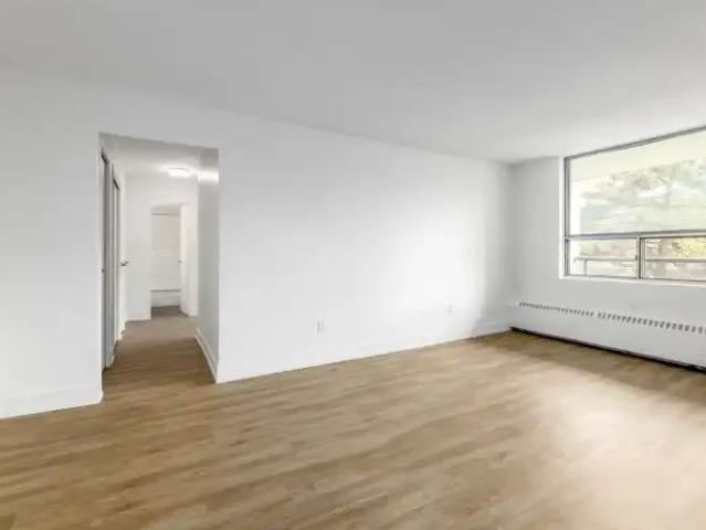 Apartment for rent in Port Credit, Mississauga