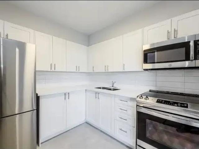 Apartment for rent in Port Credit, Mississauga