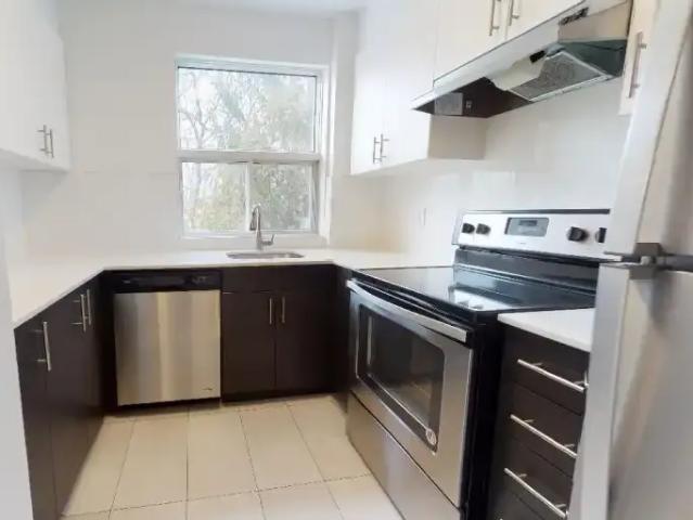 Apartment for rent in St. Leonard's, Quebec