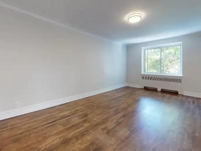 Apartment for rent in St. Leonard's, Quebec