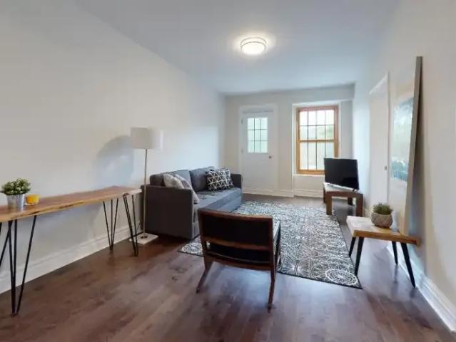 Apartment for rent in Westmount, Quebec
