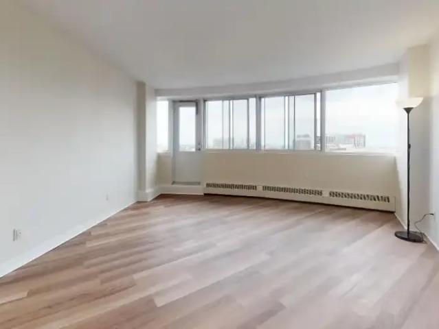 Apartment for rent in St. Leonard's, Quebec