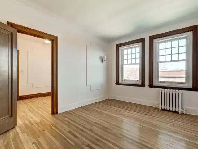 Apartment for rent in Westmount, Montréal (région administrative)