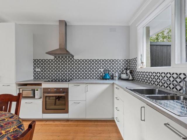Apartment for sale in Mordialloc, Melbourne