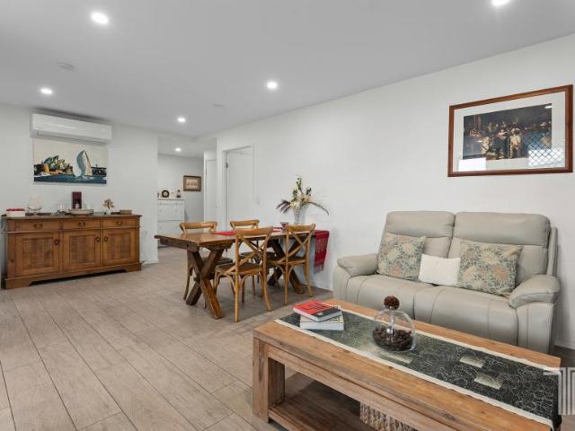 Apartment for sale in Mount Gravatt East, Greater Brisbane