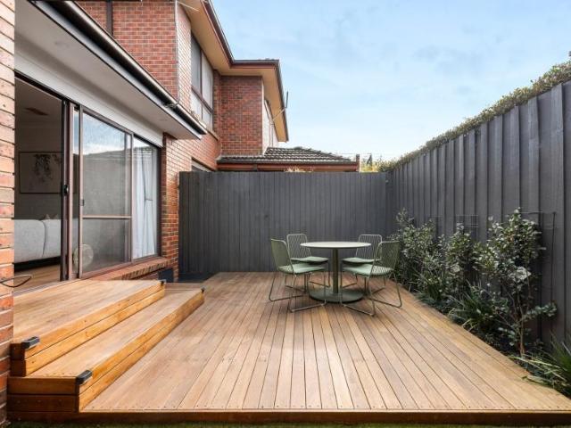 Apartment for sale in Murrumbeena, Melbourne