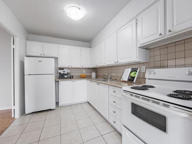 Apartment for rent in North York, Toronto