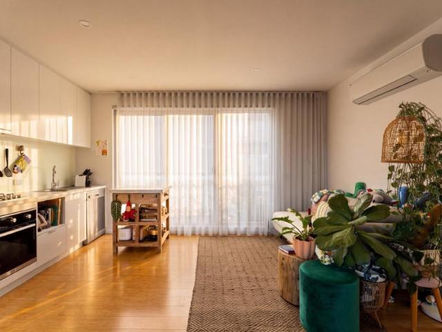 Apartment for sale in Oakleigh South, Melbourne