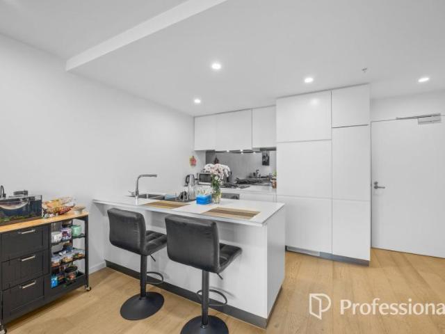 Apartment for sale in Oakleigh, Melbourne