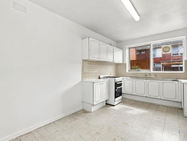 Apartment for rent in Ormond, Melbourne