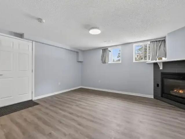 Apartment for rent in Mulhurst Bay, Ontario