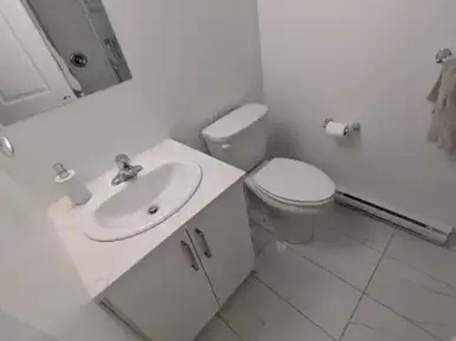 Apartment for rent in Mulhurst Bay, Ontario